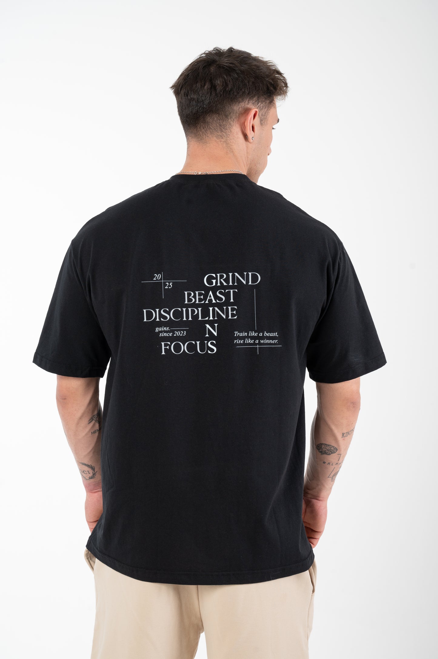 REMERA FOCUS