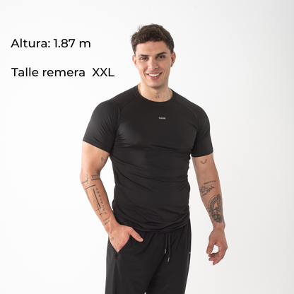 REMERA DE COMPRESIÓN GAINS.