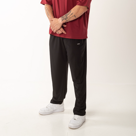 PANTALÓN DEPORTIVO GAINS.